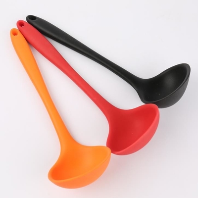 Màu sắc rắn Thực phẩm Lớp súp silicone nồi dụng cụ nấu ăn kích thước 28 * 8,5 * 3cm