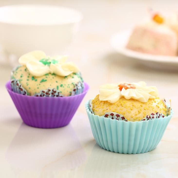 khuôn cupcake Fda khuôn cupcake silicone tiêu chuẩn 12 cái / bộ màu pantone tùy chỉnh